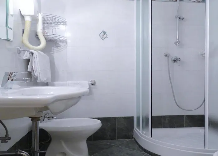 米勒罗斯酒店 酒店